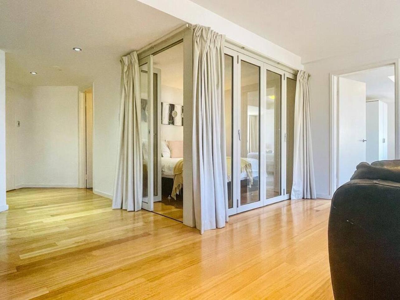 Appartement Fiveways Balcony, King Bed, Chef'S Kitchen à Fremantle Extérieur photo